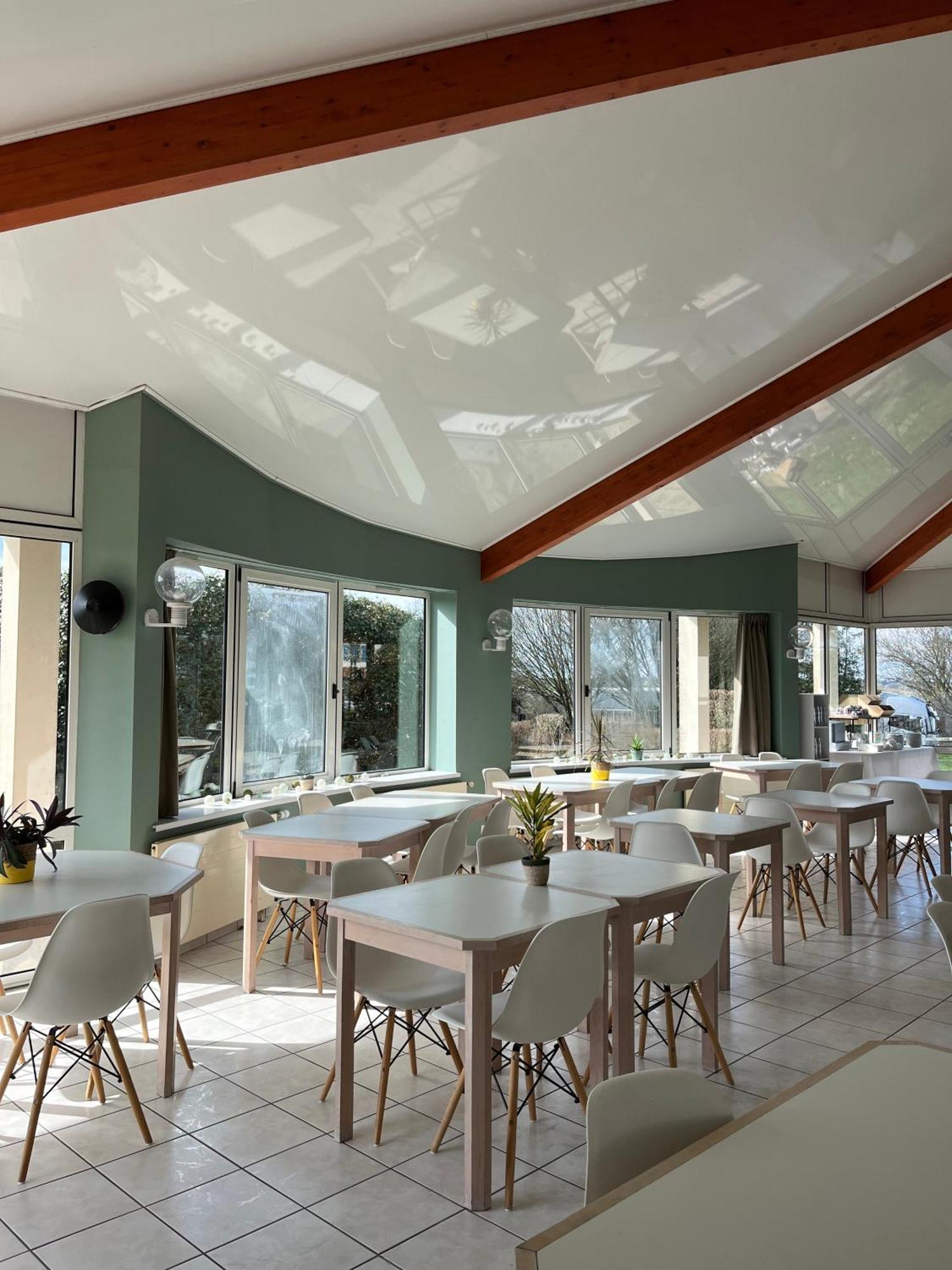 Hotel La Petite Auberge Chambretaud Eksteriør bilde
